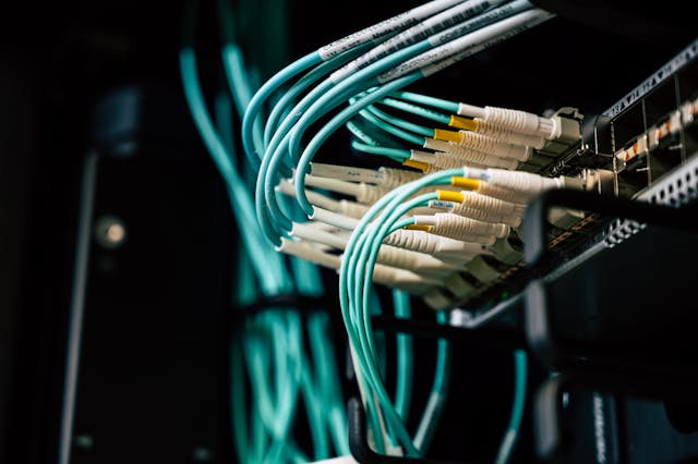 Reliable Network and Infrastructure Management by Sequentur